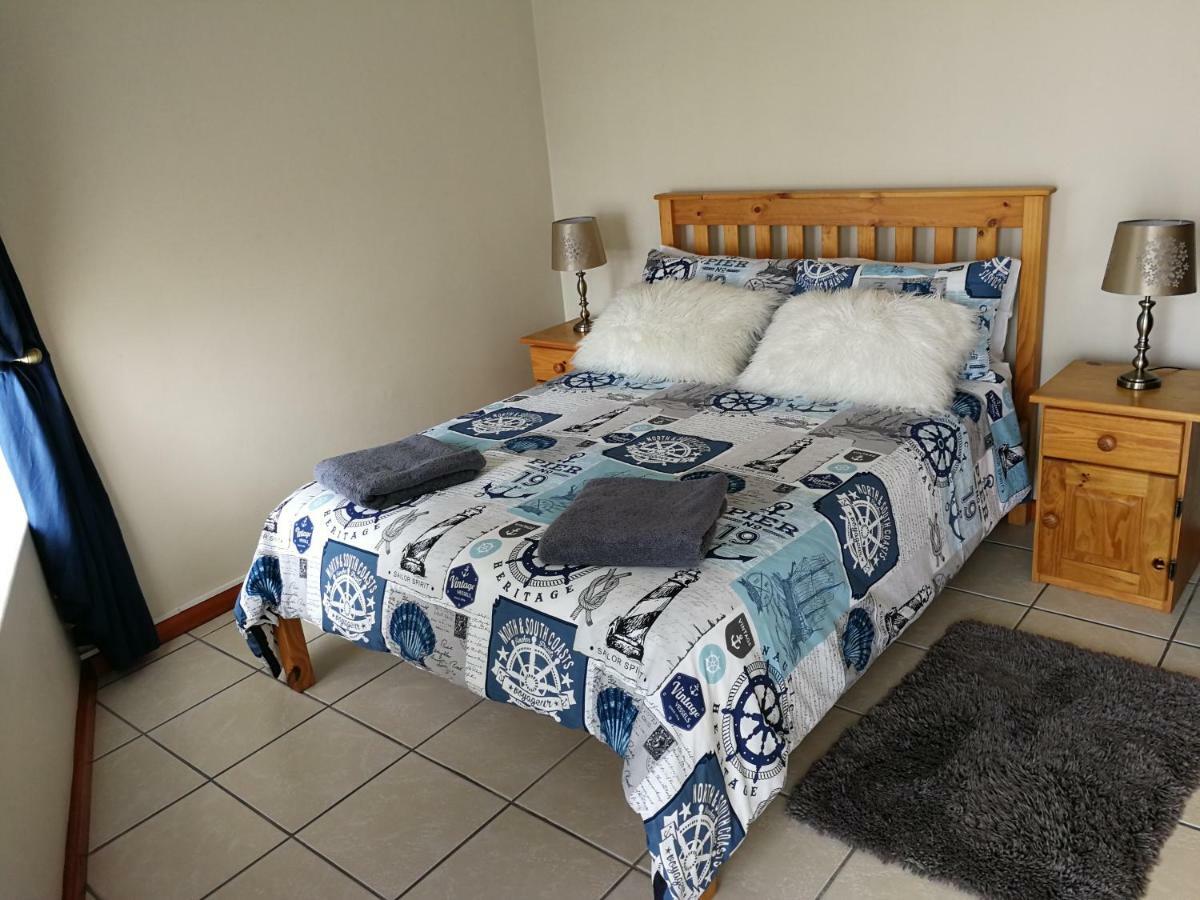 The White House Apartment Mossel Bay Exterior foto